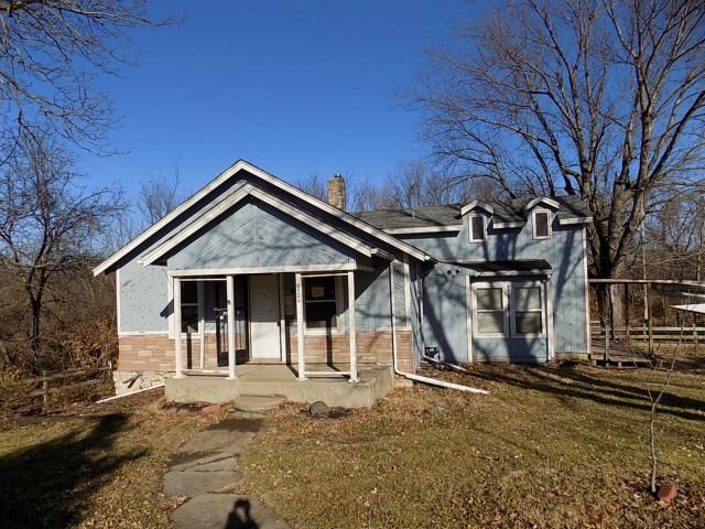 6504 E 53rd St, Kansas City, MO 64129