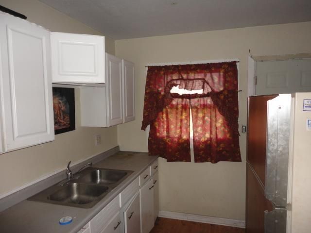 1607 N 46th St, Kansas City, KS 66102