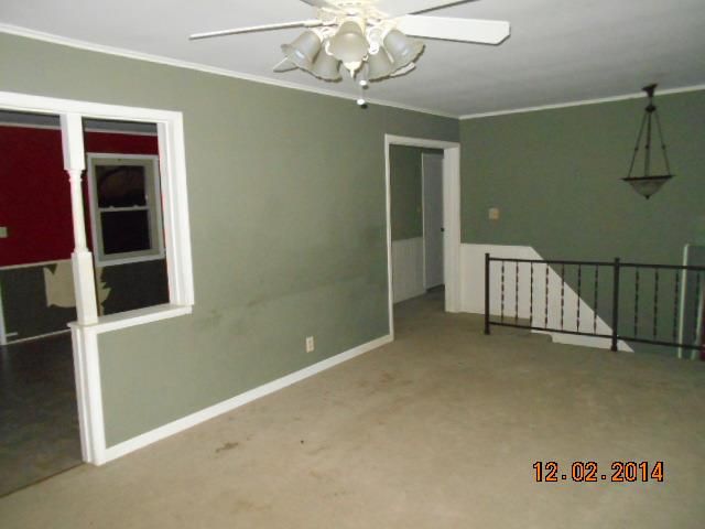 8619 D Hw, Napoleon, MO 64074