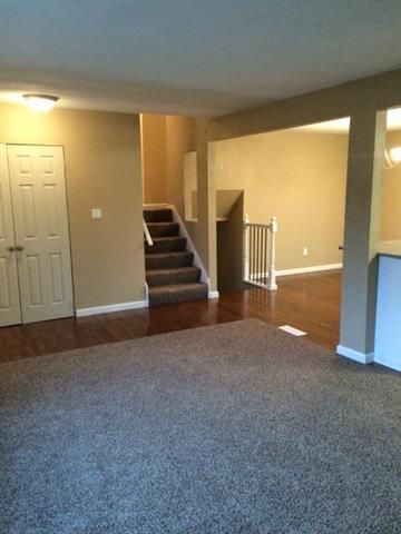 19700 E 17th St Ct, Independence, MO 64056