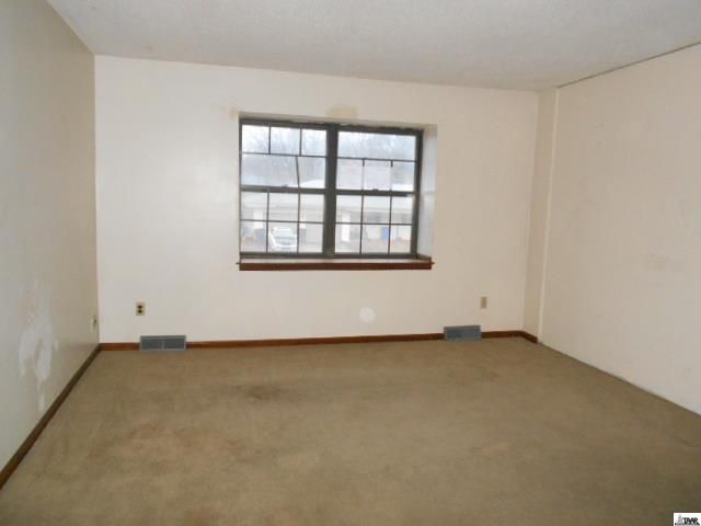 502 N Walnut St, Olathe, KS 66061