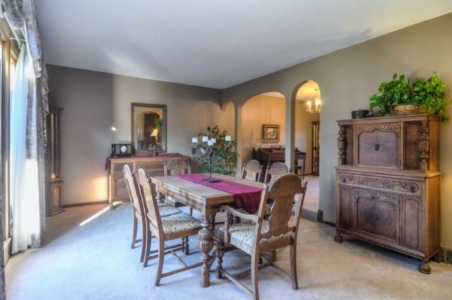 116 E 104th St, Kansas City, MO 64114