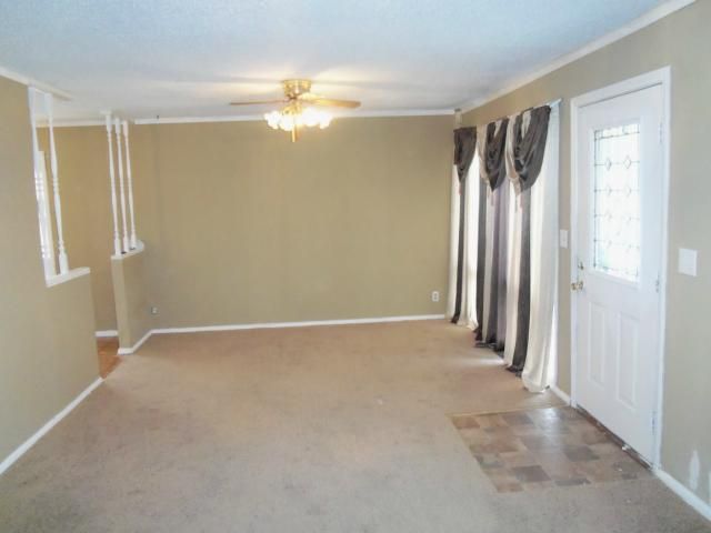 7400 E 51st St, Kansas City, MO 64129