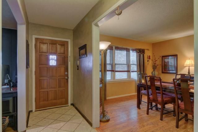 515 E 105th Ter, Kansas City, MO 64131