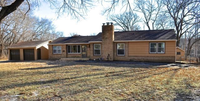 731 E 98th St, Kansas City, MO 64131