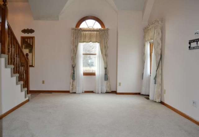 2804 Pebble Ln, Lawrence, KS 66047