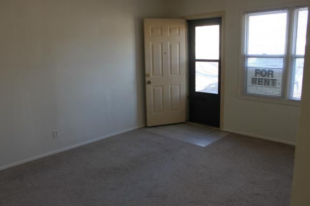 4802 NW Homestead Rd, Riverside, MO 64150