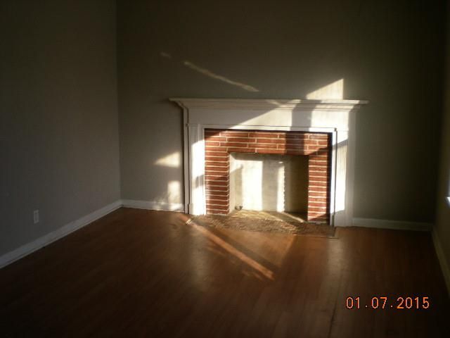 7216 Virginia Ave, Kansas City, MO 64131