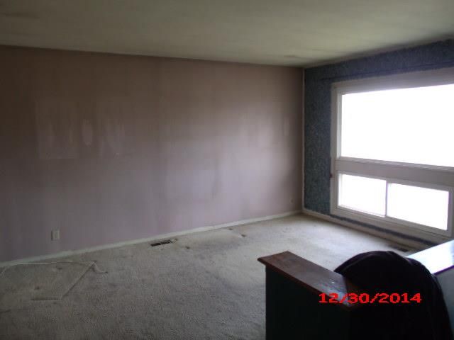 1012 Highland Dr, Liberty, MO 64068