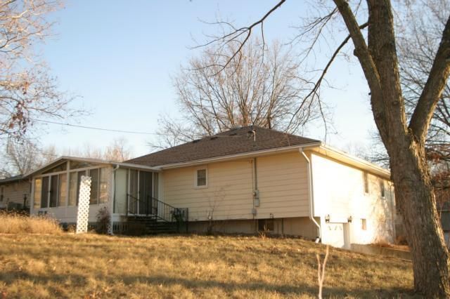 5500 E 100th St, Kansas City, MO 64137