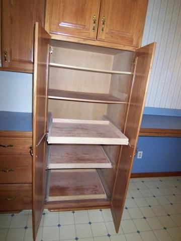 12008 E 56th Ter, Kansas City, MO 64133