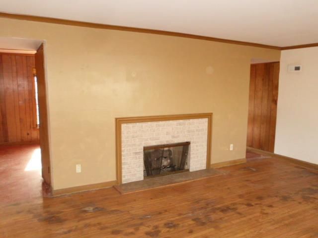 11934 E 44th St, Kansas City, MO 64133
