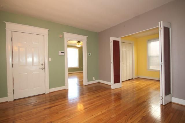 4131 Holmes St, Kansas City, MO 64110