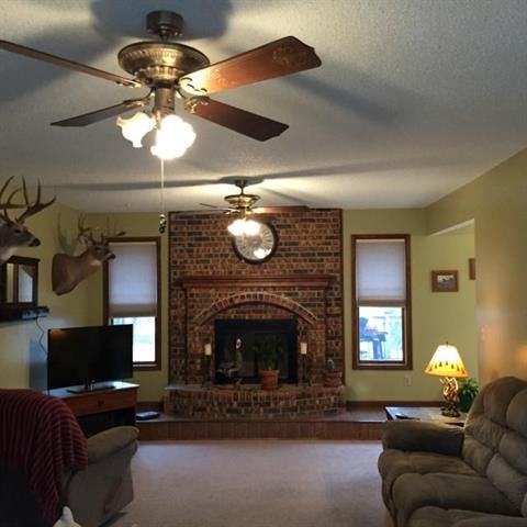 5619 Mayview Ave, Kansas City, MO 64151