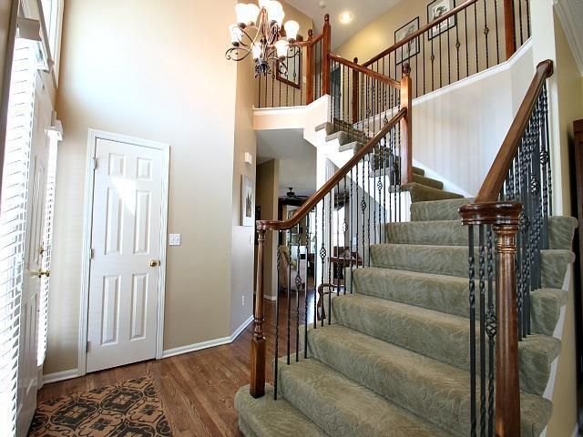 13209 Bond St, Overland Park, KS 66213