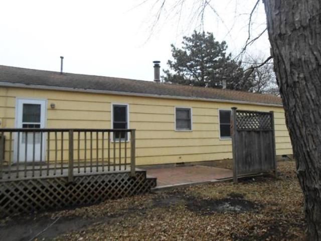 6934 Mackey St, Overland Park, KS 66204