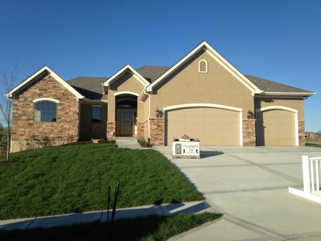 11117 N Wabash Ave, Kansas City, MO 64155