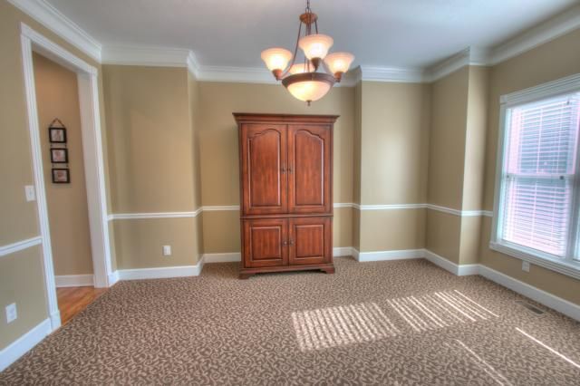 8539 Chalmers Ave, Kansas City, MO 64153