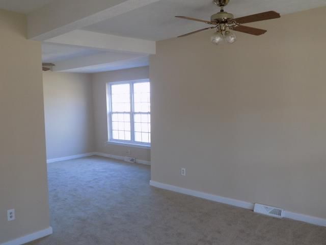 104 S Osage St, Buckner, MO 64016