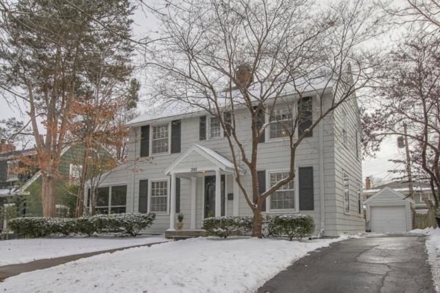 201 W 67th Ter, Kansas City, MO 64113