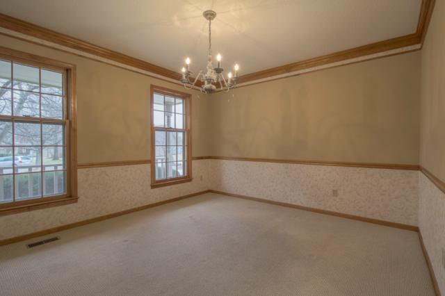 12101 Cedar St, Overland Park, KS 66209