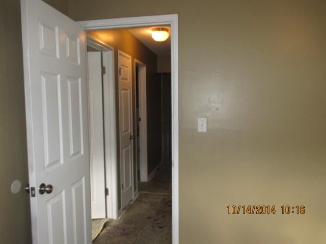 4833 E 43rd St, Kansas City, MO 64130