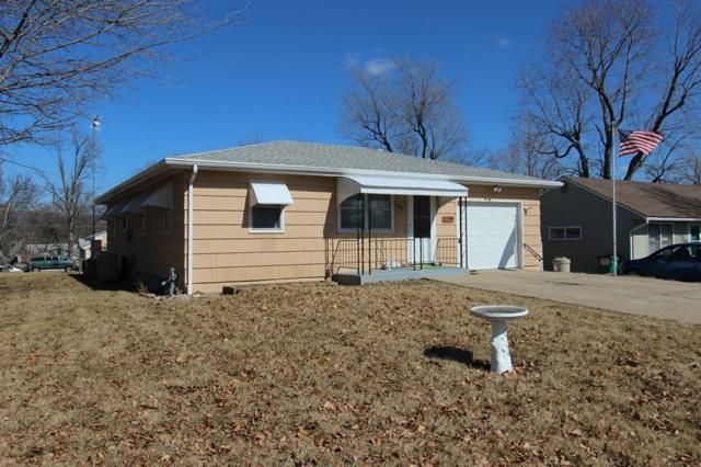 606 NE 71st St, Gladstone, MO 64118