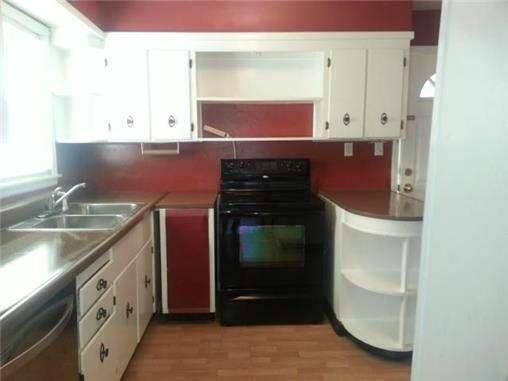 4121 E 8th St, Kansas City, MO 64124