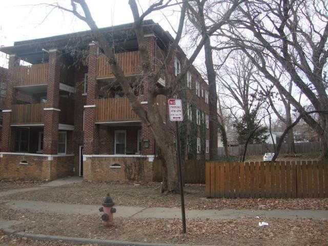 6020 Rockhill Rd, Kansas City, MO 64110
