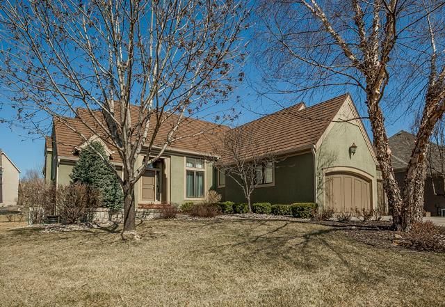 6204 W 147 St, Overland Park, KS 66223