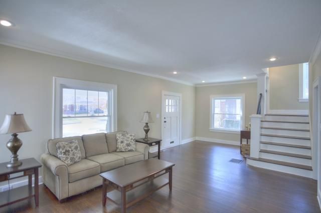636 W 59th St, Kansas City, MO 64113