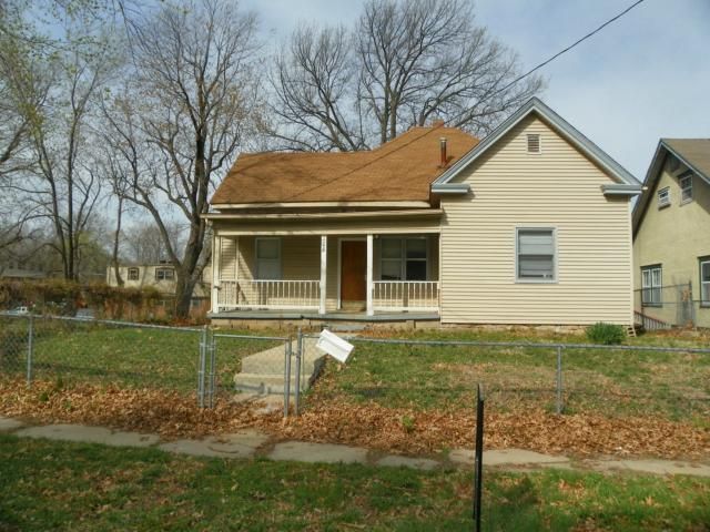 108 S Fuller St, Independence, MO 64050