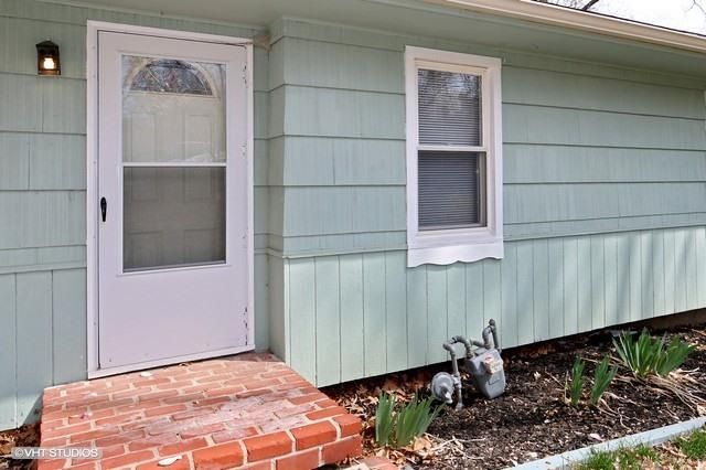 115 E 96th St, Kansas City, MO 64114