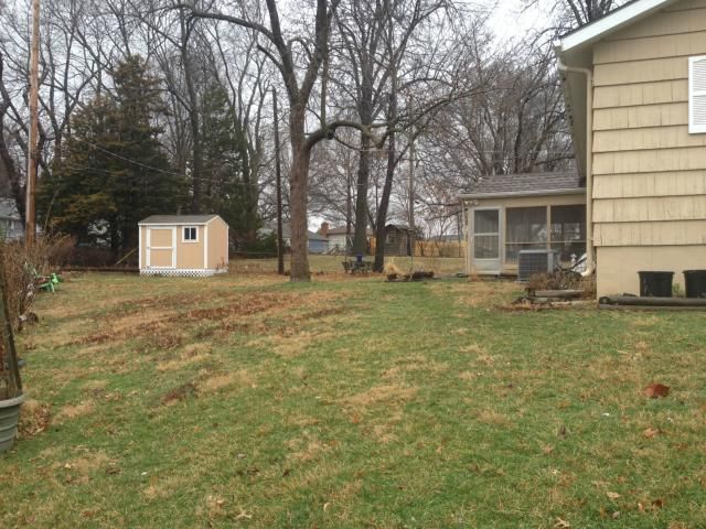 8722 Eby Dr, Overland Park, KS 66212