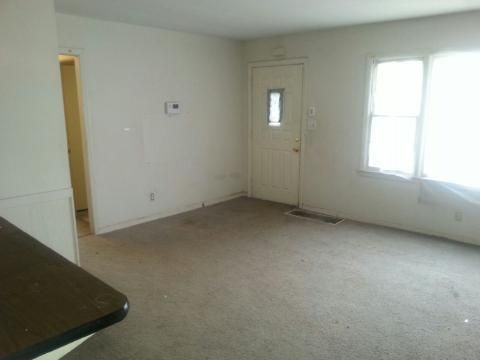5915 Farley Ave, Raytown, MO 64133