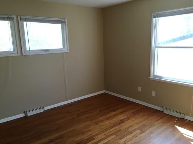 4001 E 107th St, Kansas City, MO 64137