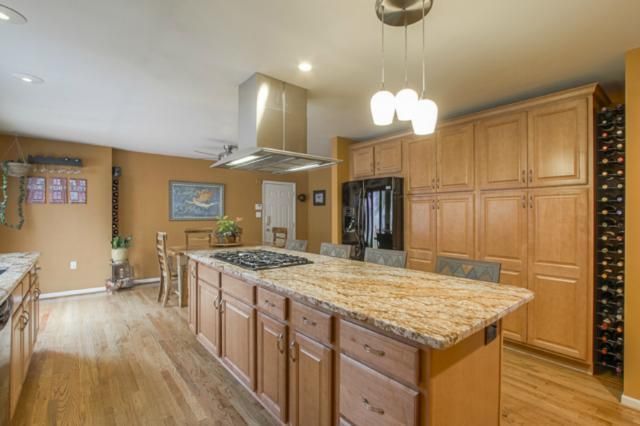 7632 Hemlock St, Overland Park, KS 66204