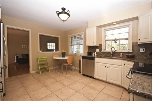 9551 Windsor St, Overland Park, KS 66206