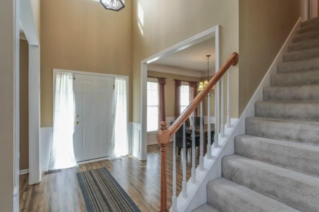 15362 W 158th Ter, Olathe, KS 66062