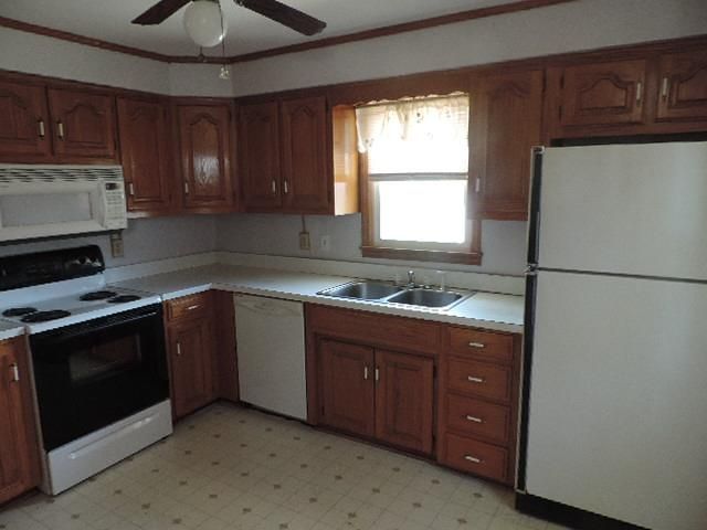 2505 N 72nd St, Kansas City, KS 66109