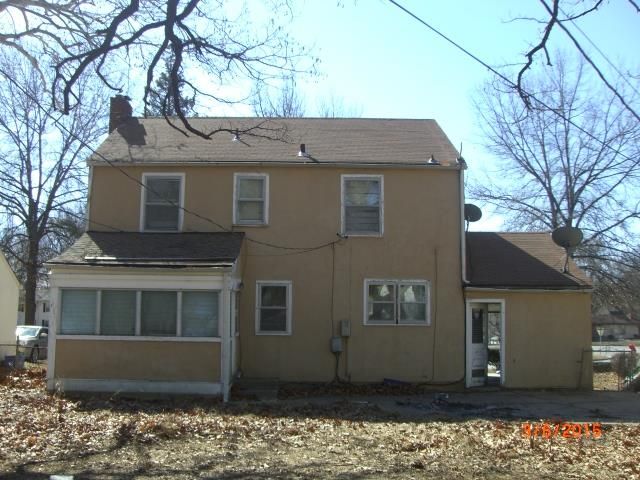 3206 E Meyer Blvd, Kansas City, MO 64132