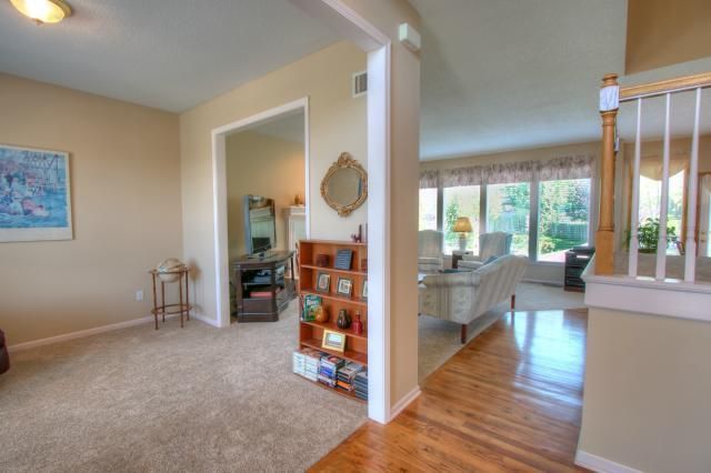 9205 N Virginia Ave, Kansas City, MO 64155