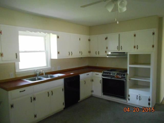 418 E Hickory St, Drexel, MO 64742