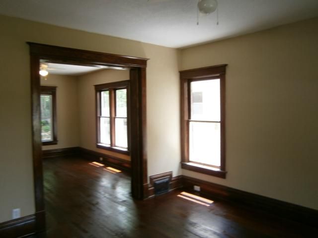 4143 Forest Ave, Kansas City, MO 64110
