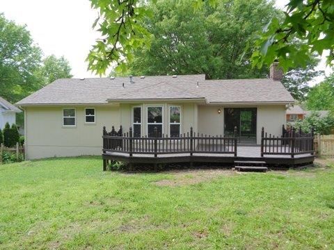 3804 SW 10th Ter, Blue Springs, MO 64015