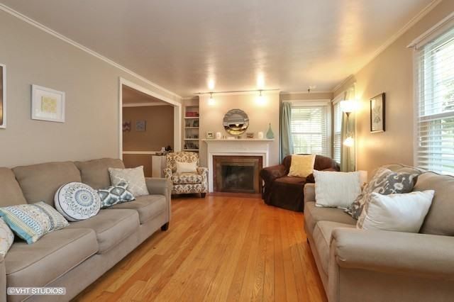 631 E 66th Ter, Kansas City, MO 64131