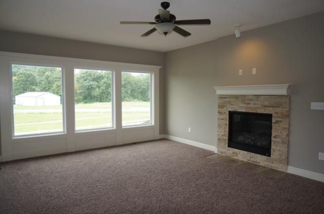 12005 E 89th Ter, Kansas City, MO 64138