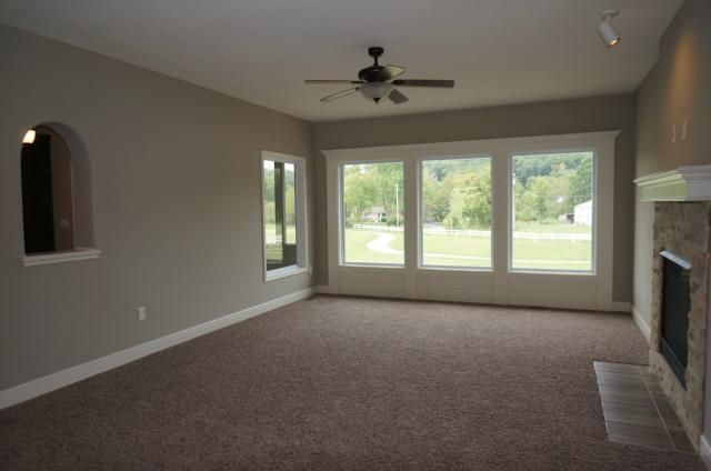 12005 E 89th Ter, Kansas City, MO 64138