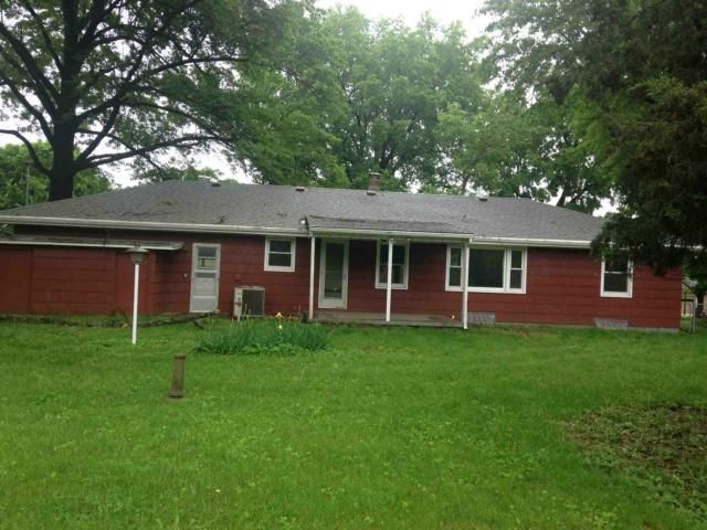 10613 E 60th Ter, Raytown, MO 64133