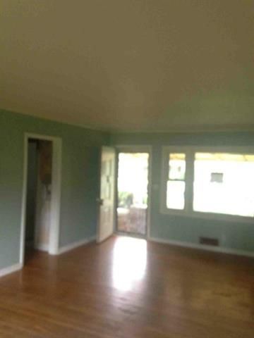 10613 E 60th Ter, Raytown, MO 64133